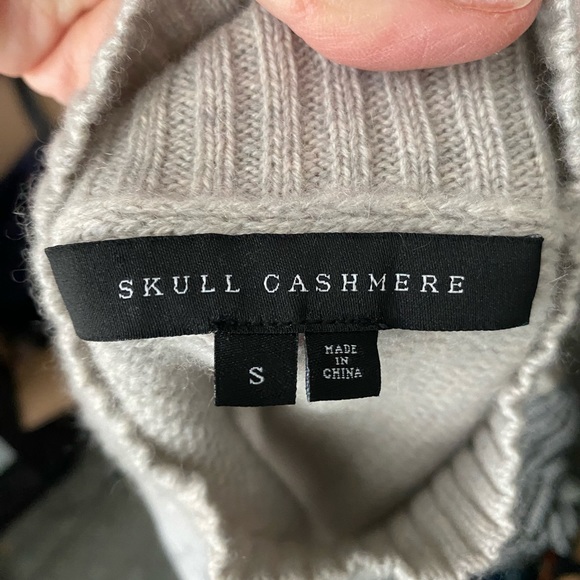 Skull cashmere sleeveless top size s - Picture 9 of 9